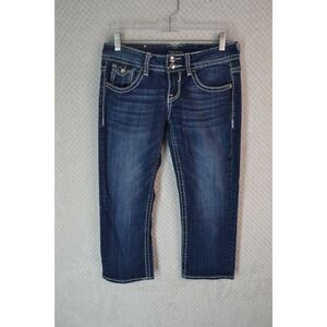 Vigoss The New York Juniors 1/2 Dark Wash Low Rise Capri Jeans
